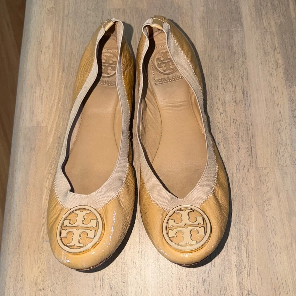 Tory Burch Caroline Patent Leather Flats Size 8.5